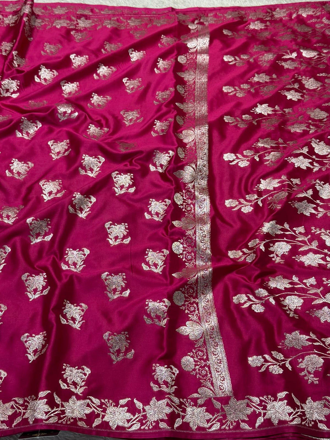 Bright Rani Pink Mashru Katan Silk Traditional Buta Weave Banarasi Saree