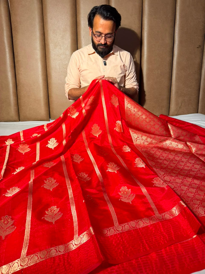 Bright Red Chinia Silk Traditional Banarasi Saree