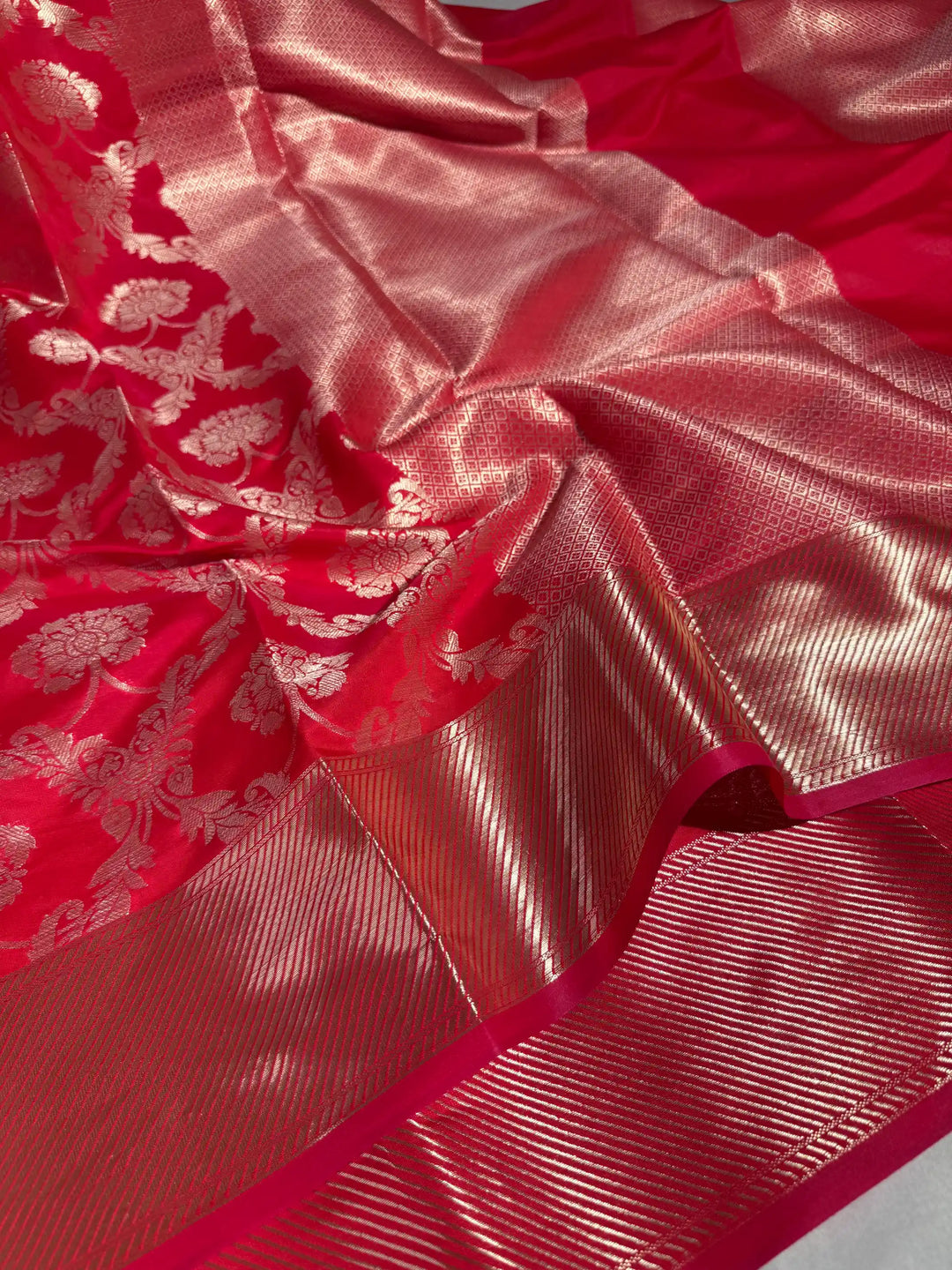 Bright Red Softsilk Traditional Banarasi Saree