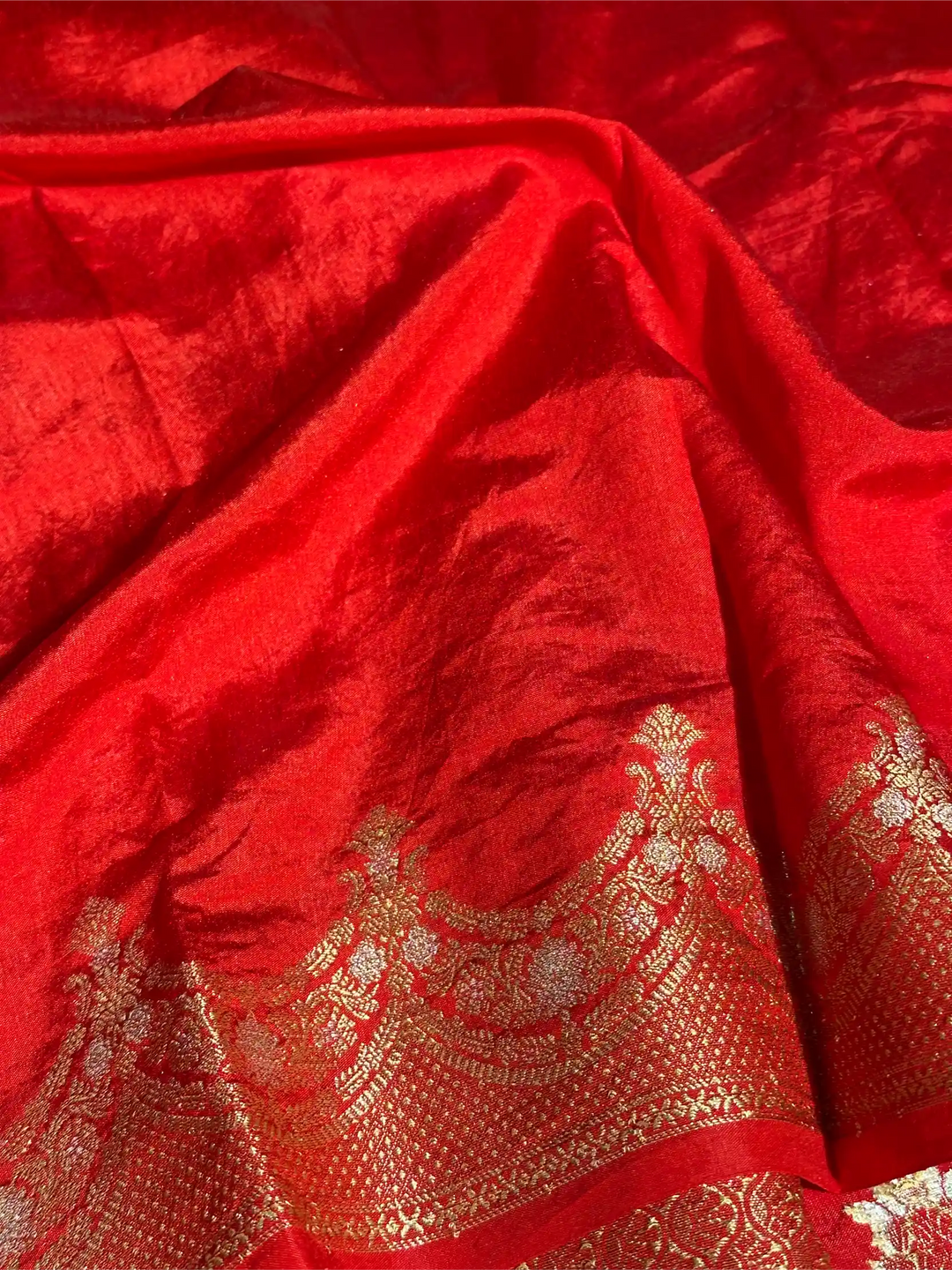 Bright Red Warm Silk Heritage Meenakari Silk Banarasi Saree
