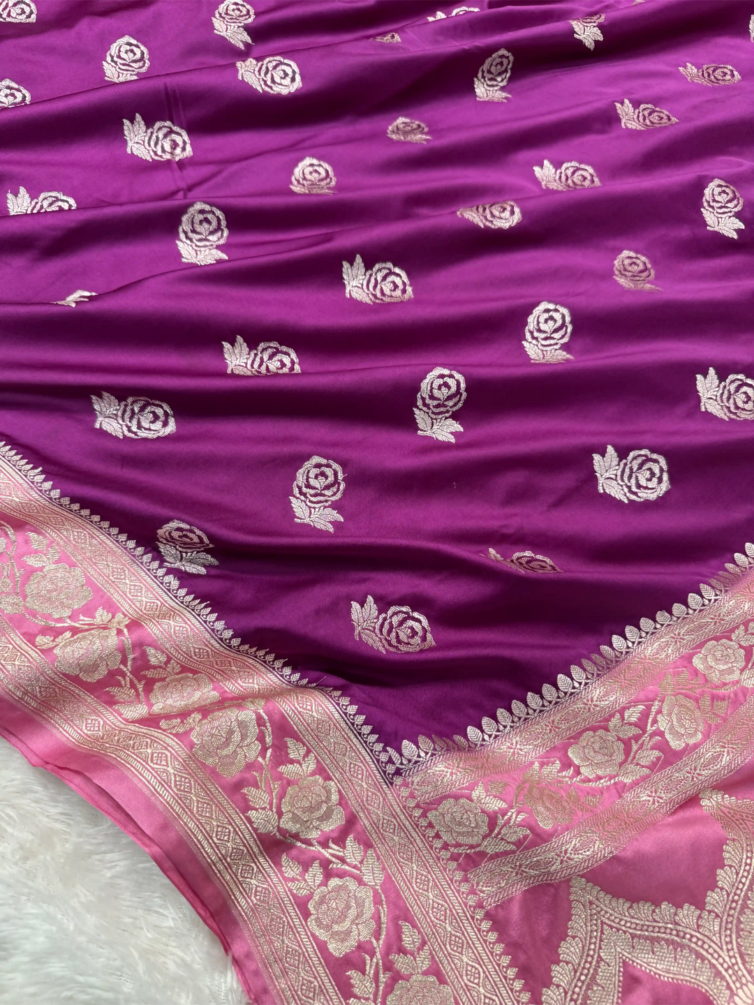 Bright Violet Mashru Katan Silk Eccentric Traditional Weave Banarasi Saree
