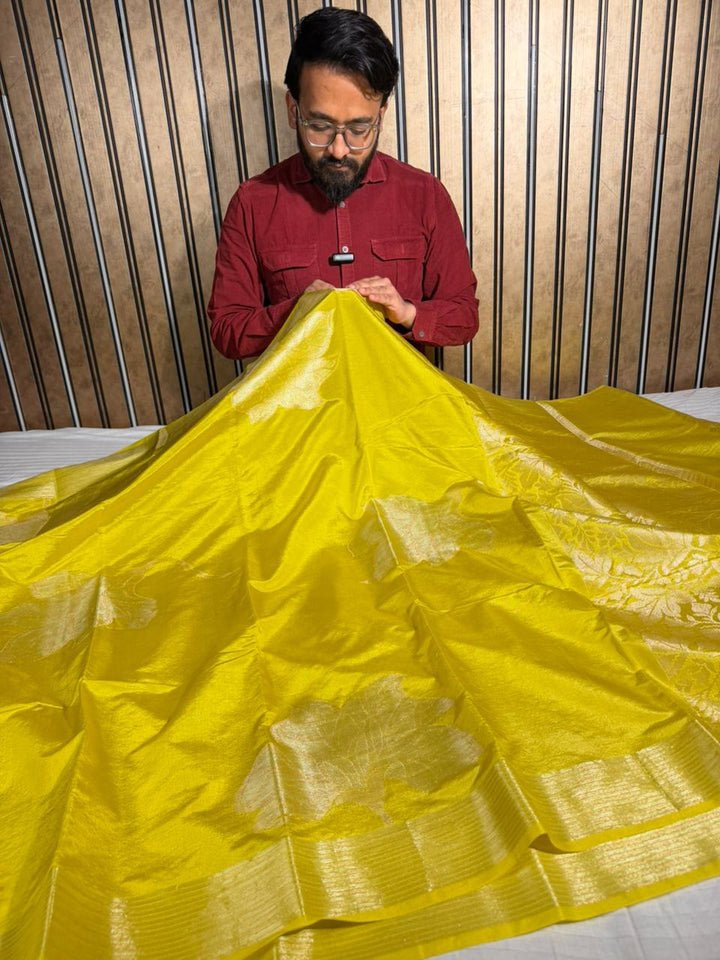 Bright Yellow Chinia Silk Heritage Grand Design Banarasi Saree