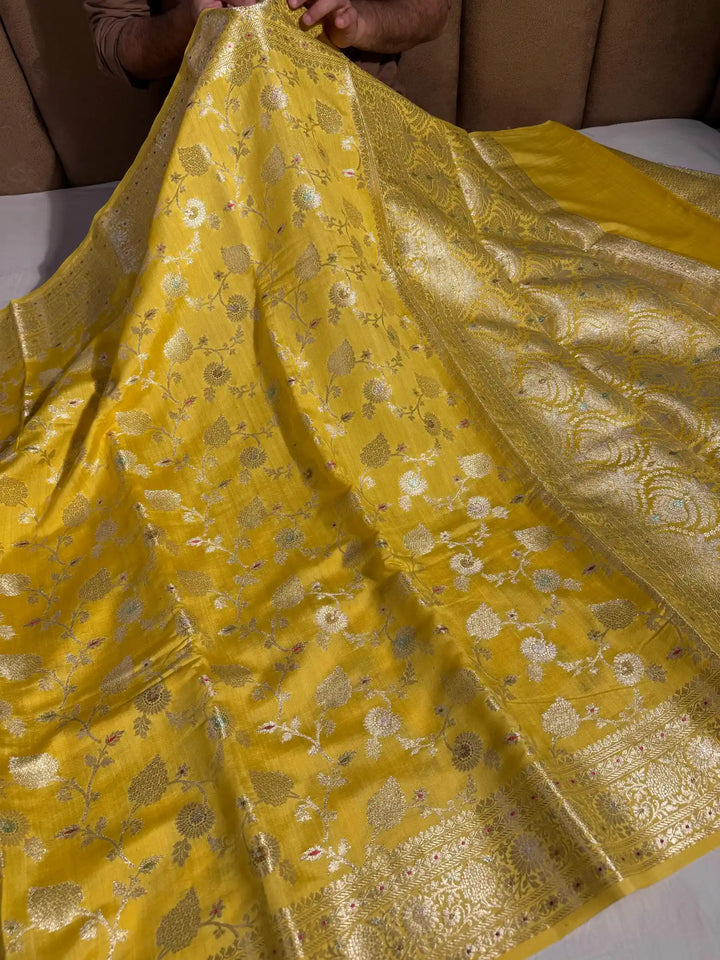 Bright Yellow Intricate Meenakari Chiniya Silk Banarasi Saree