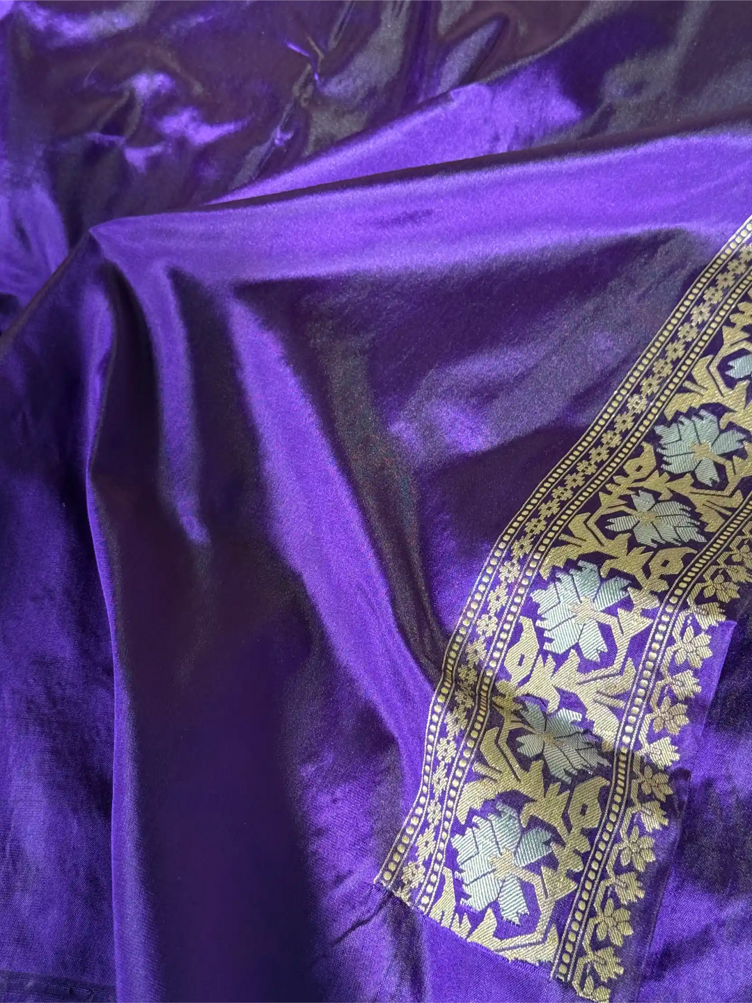 Bright Purple Pure Katan Silk Iktara Handwoven Banarasi Saree