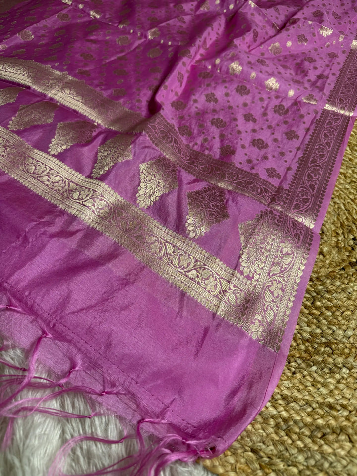 Pink 3 Pcs Chinia Banarasi Suit Set