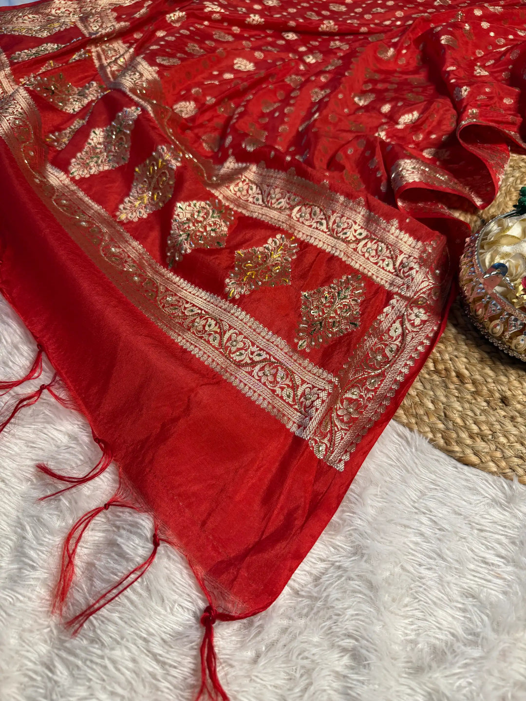 Bridal Red Eccentric Weave Premium Handwork Banarasi Suit