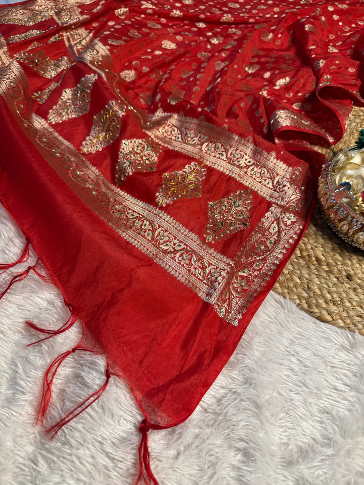 Bridal Red Eccentric Weave Premium Handwork Banarasi Suit