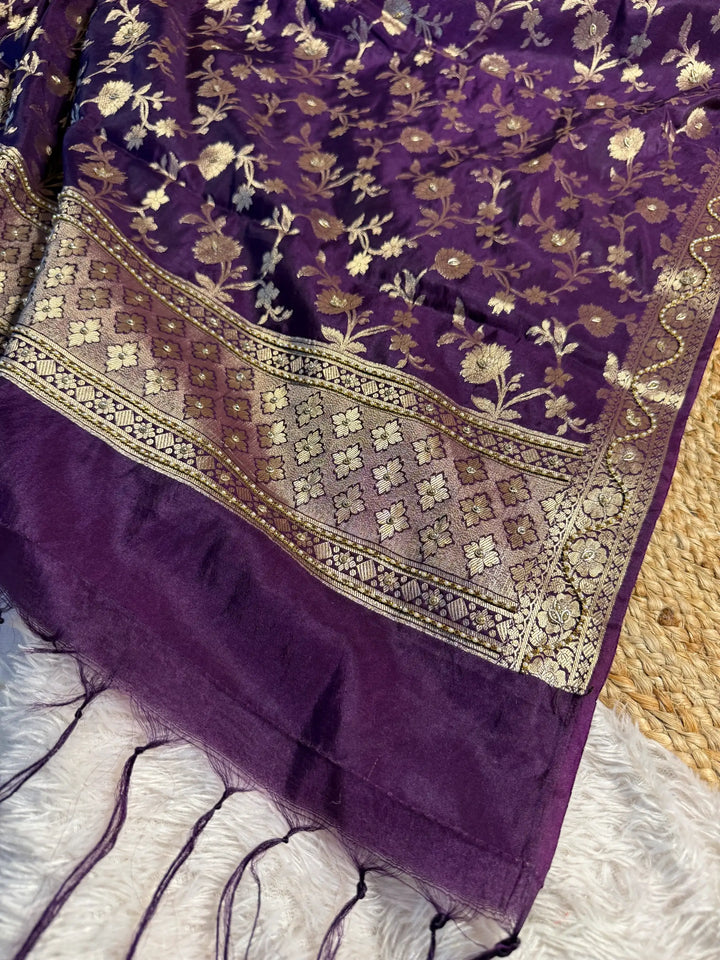 Light Majenta Chinia Silk Premium Handwork Banarasi Suit