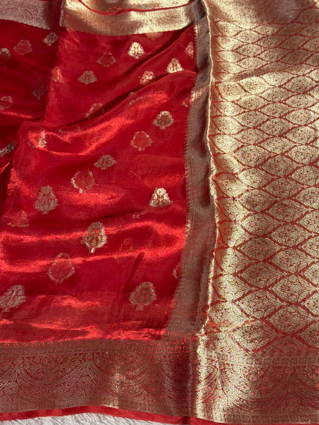 Carmine Red 100% Pure Tissue Silk Traditional Jacquard Weave Banarasi Saree