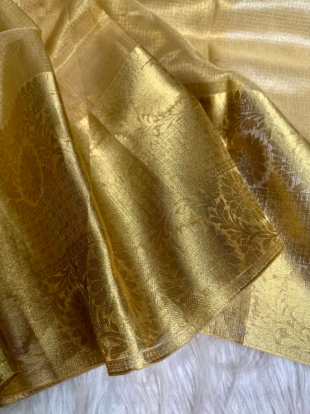 Celebrity Inspired hit Gold Tissue Kota Saree