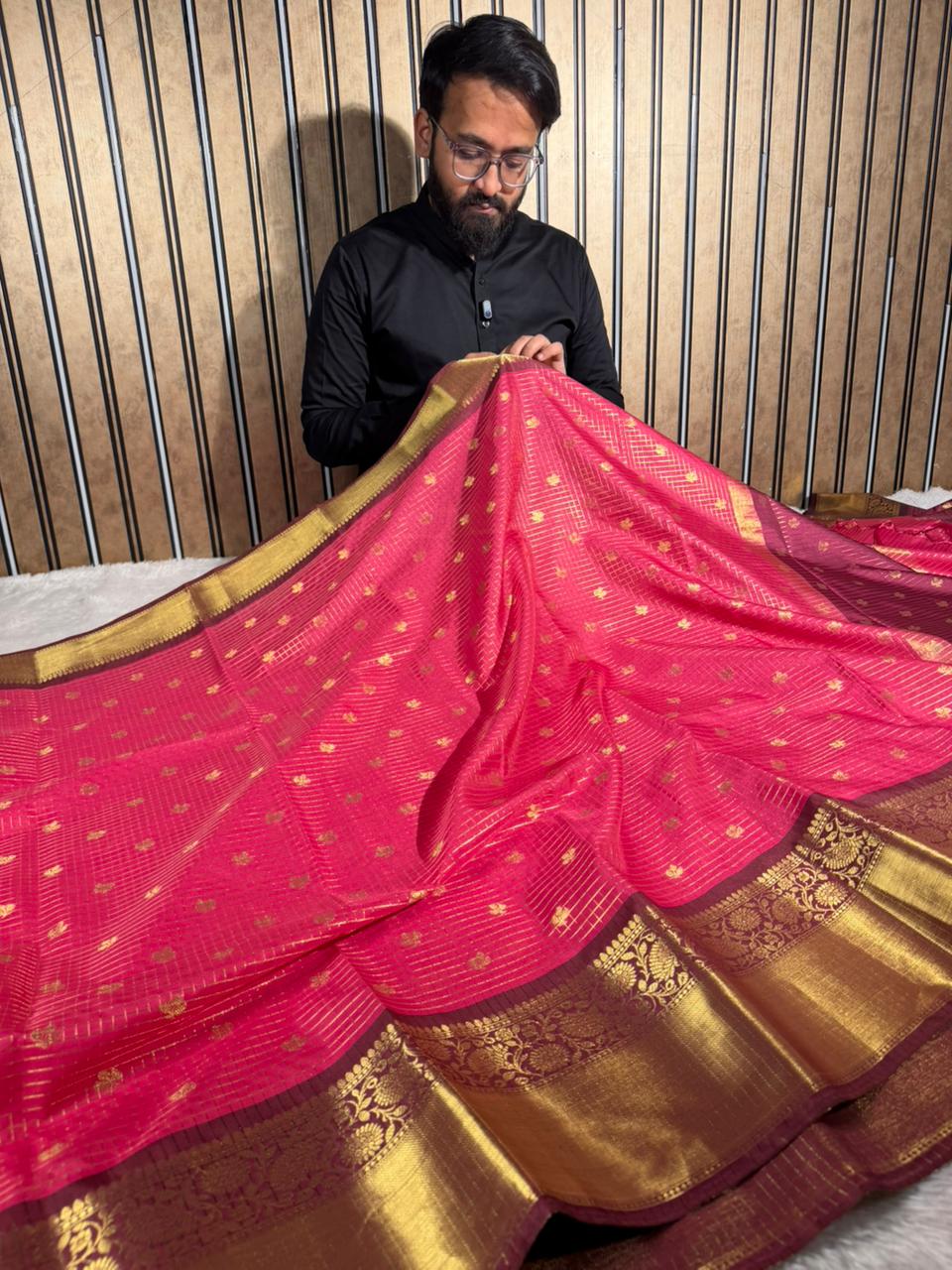 Cherry Pink Kanchi Silk Maheshwari Checks Banarasi Saree