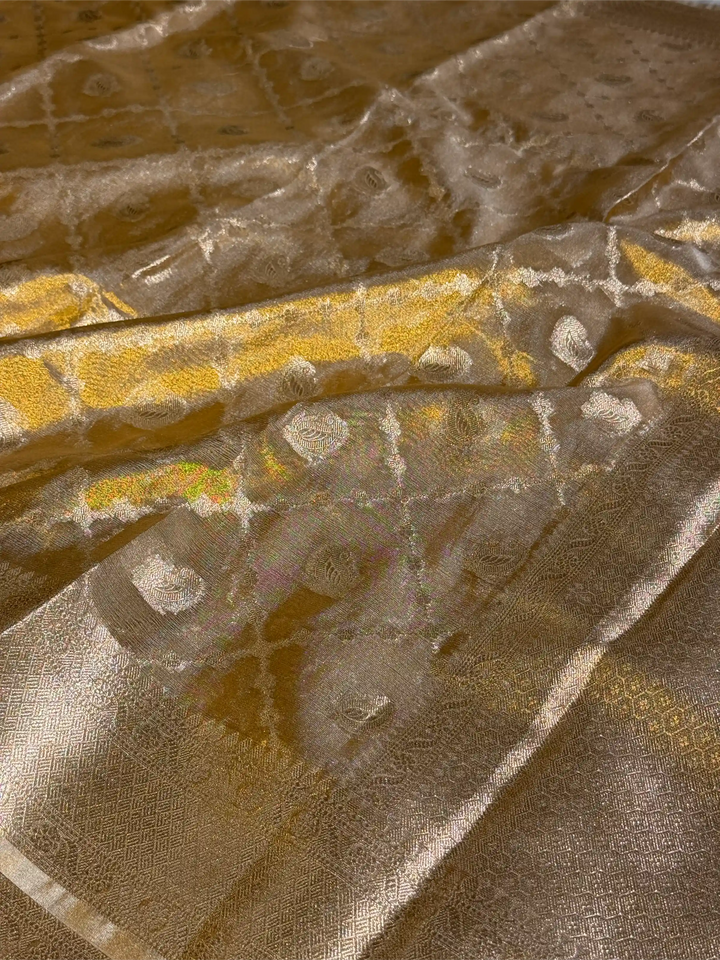 Copper Tissue Silk Saree with Rich Pallu & Blouse