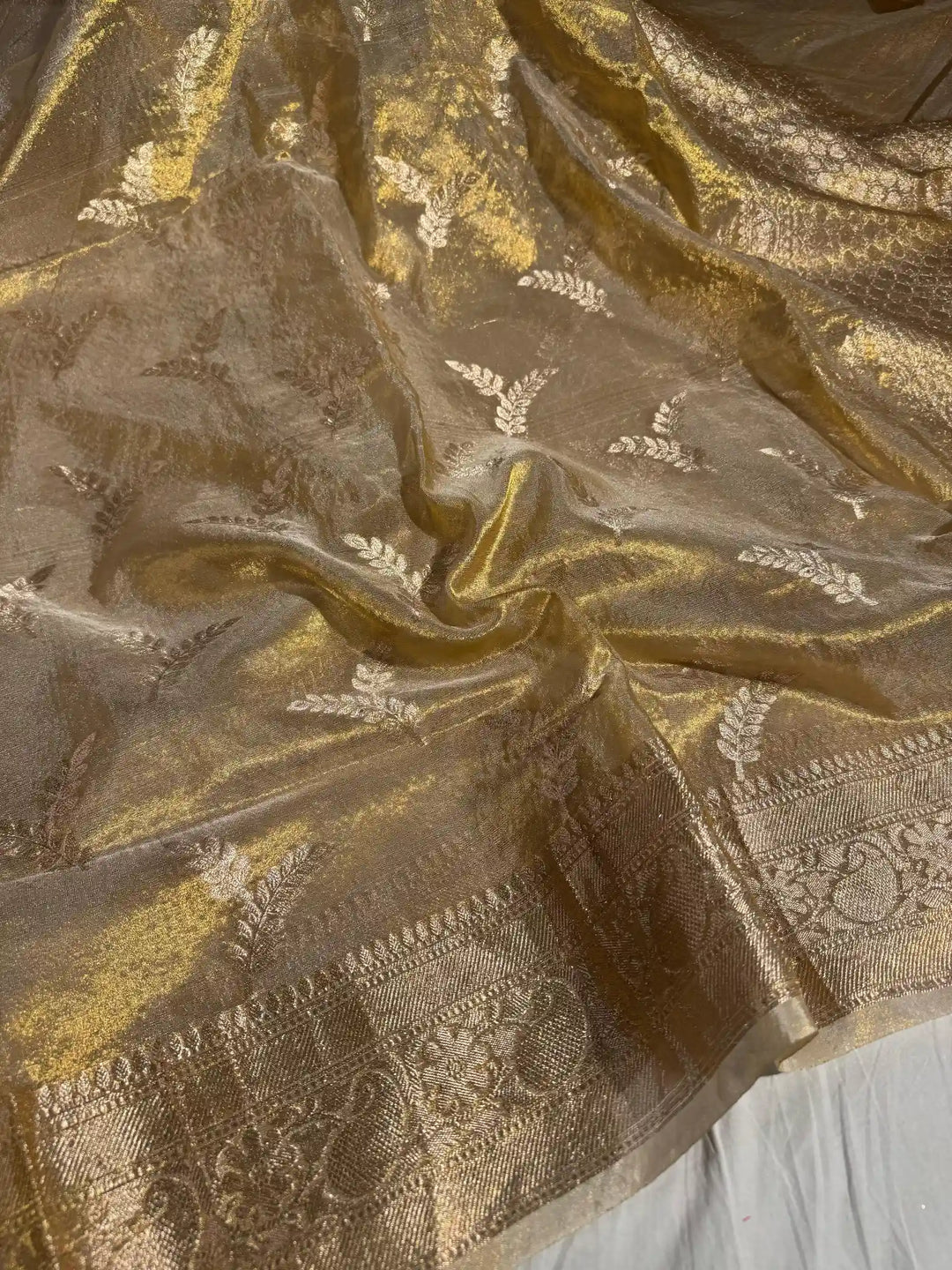 Copper Tissue Silk Saree with rich pallu and blouse