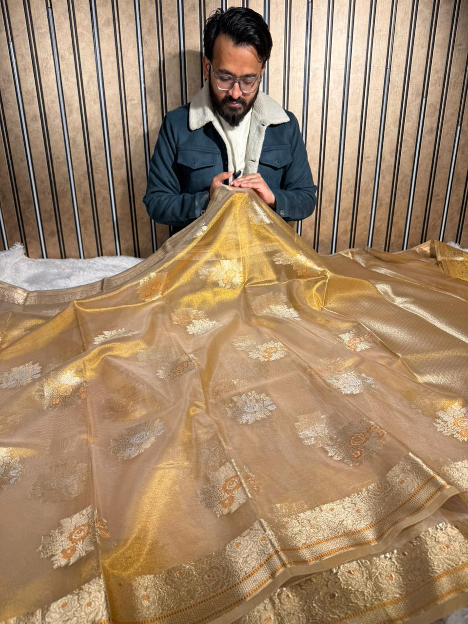 Copper Tissue Silk Traditional Buta Weave Banarasi Saree