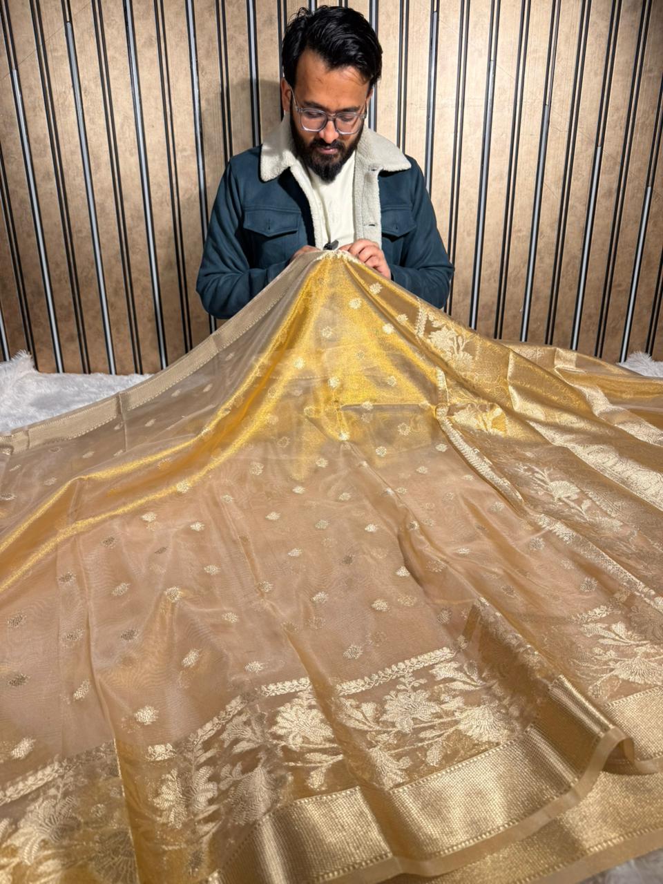 Copper Tissue Silk Traditional Buti Weave Banarasi Saree