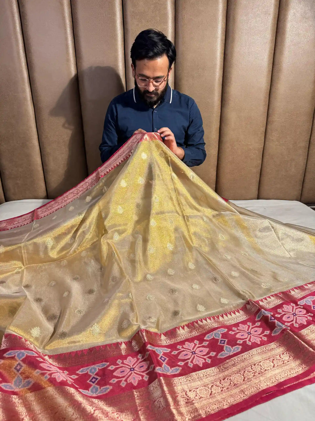 Copper Contrast Tissue Silk Buti Banarasi Saree