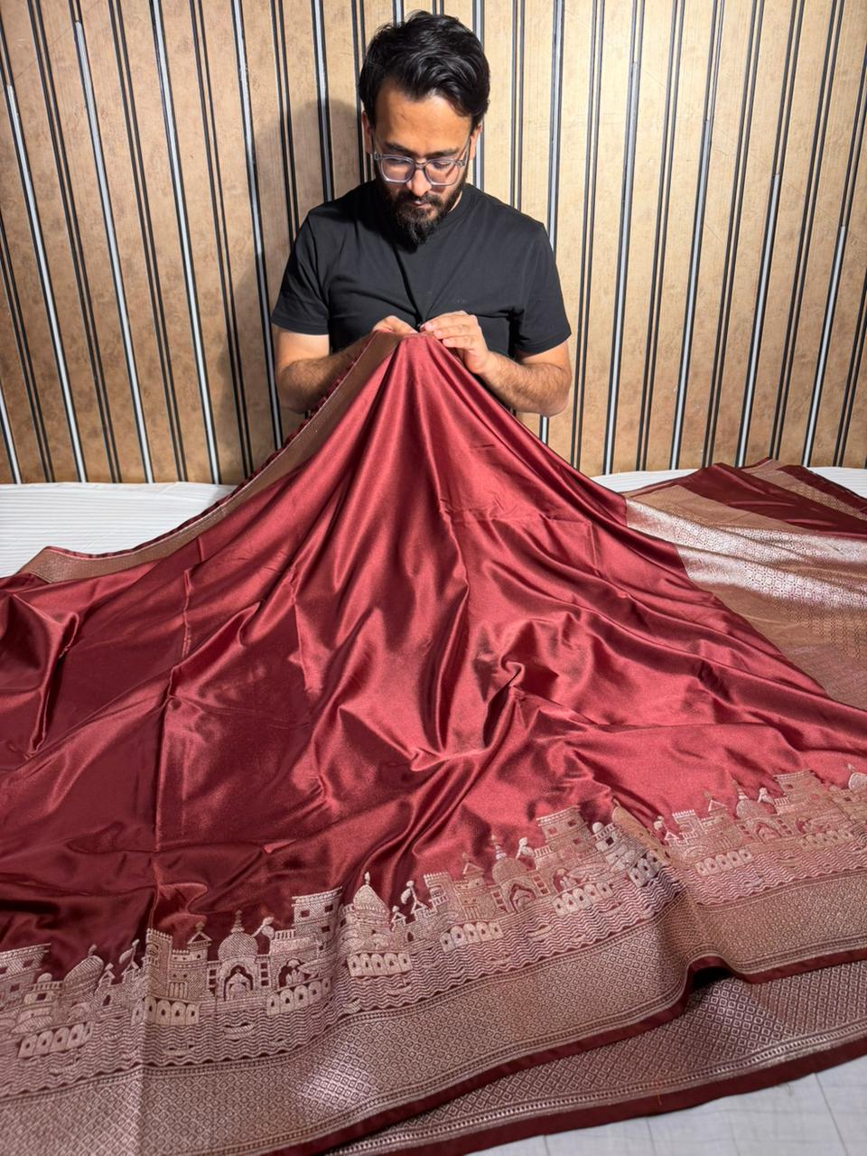 Crimson Maroon Mashru Katan Silk Ghats Banarasi Saree