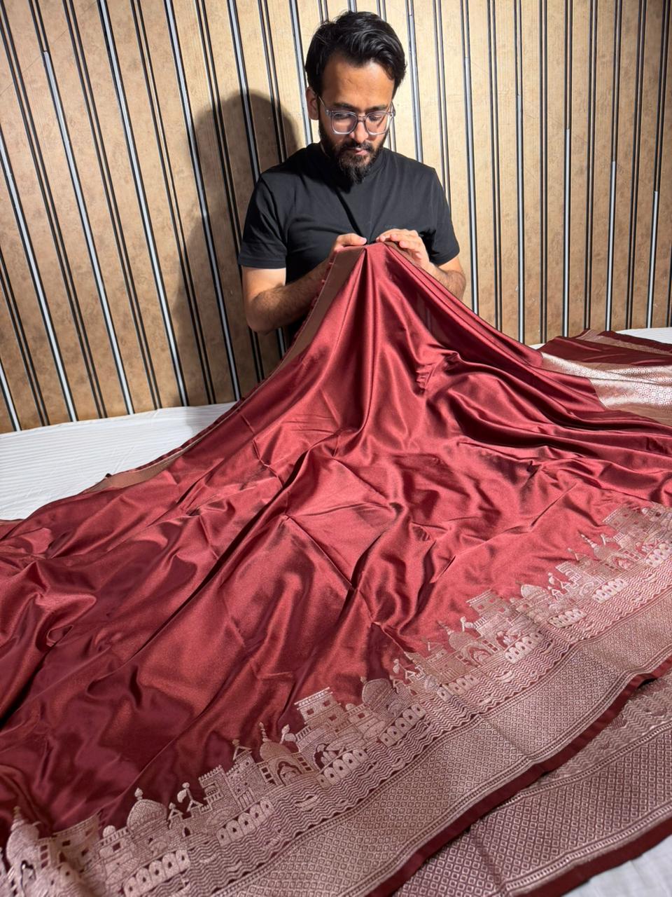 Crimson Maroon Mashru Katan Silk Ghats Banarasi Saree