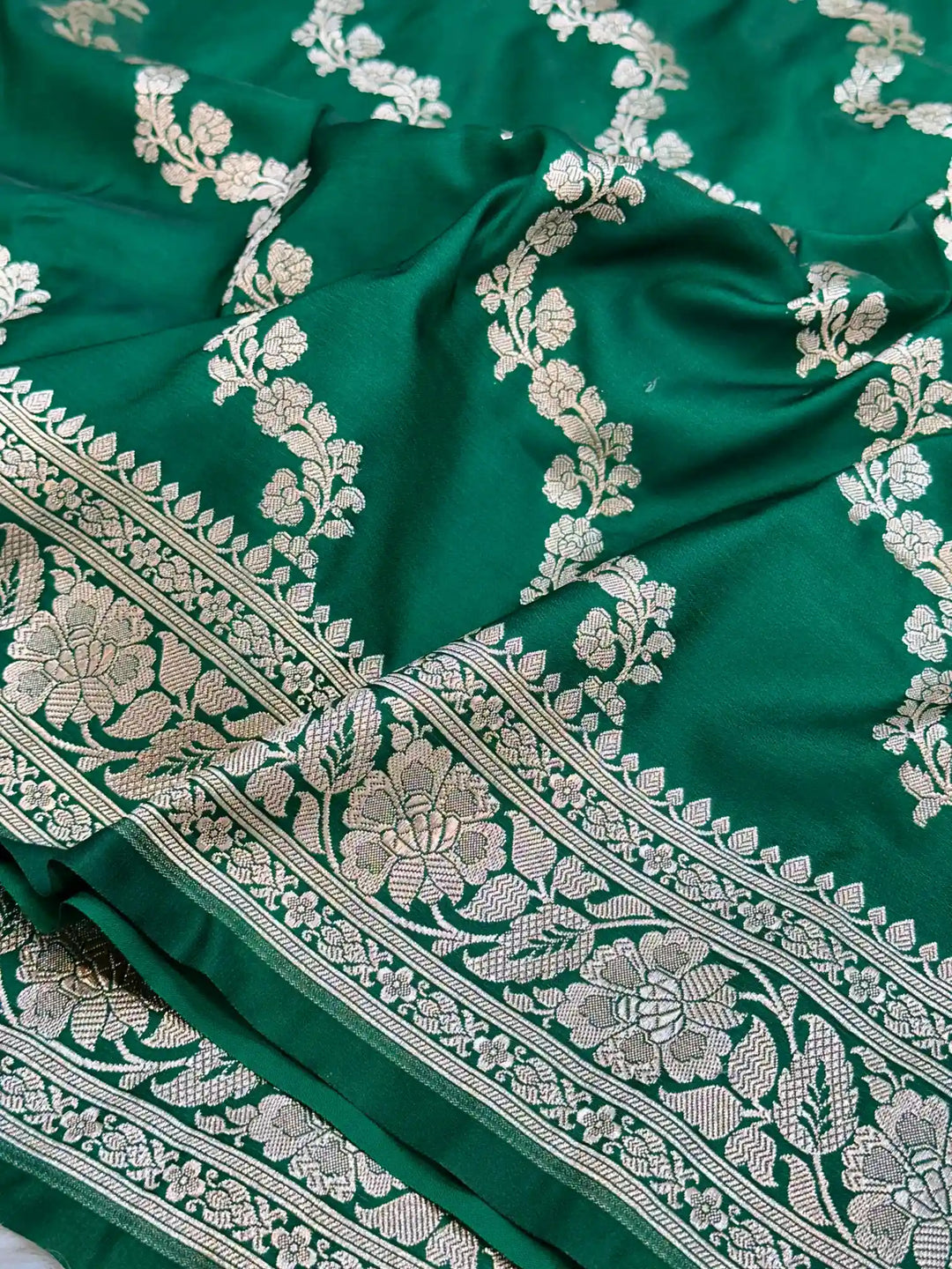 Dark Green Leheriya Weave Mashru Katan Silk Saree