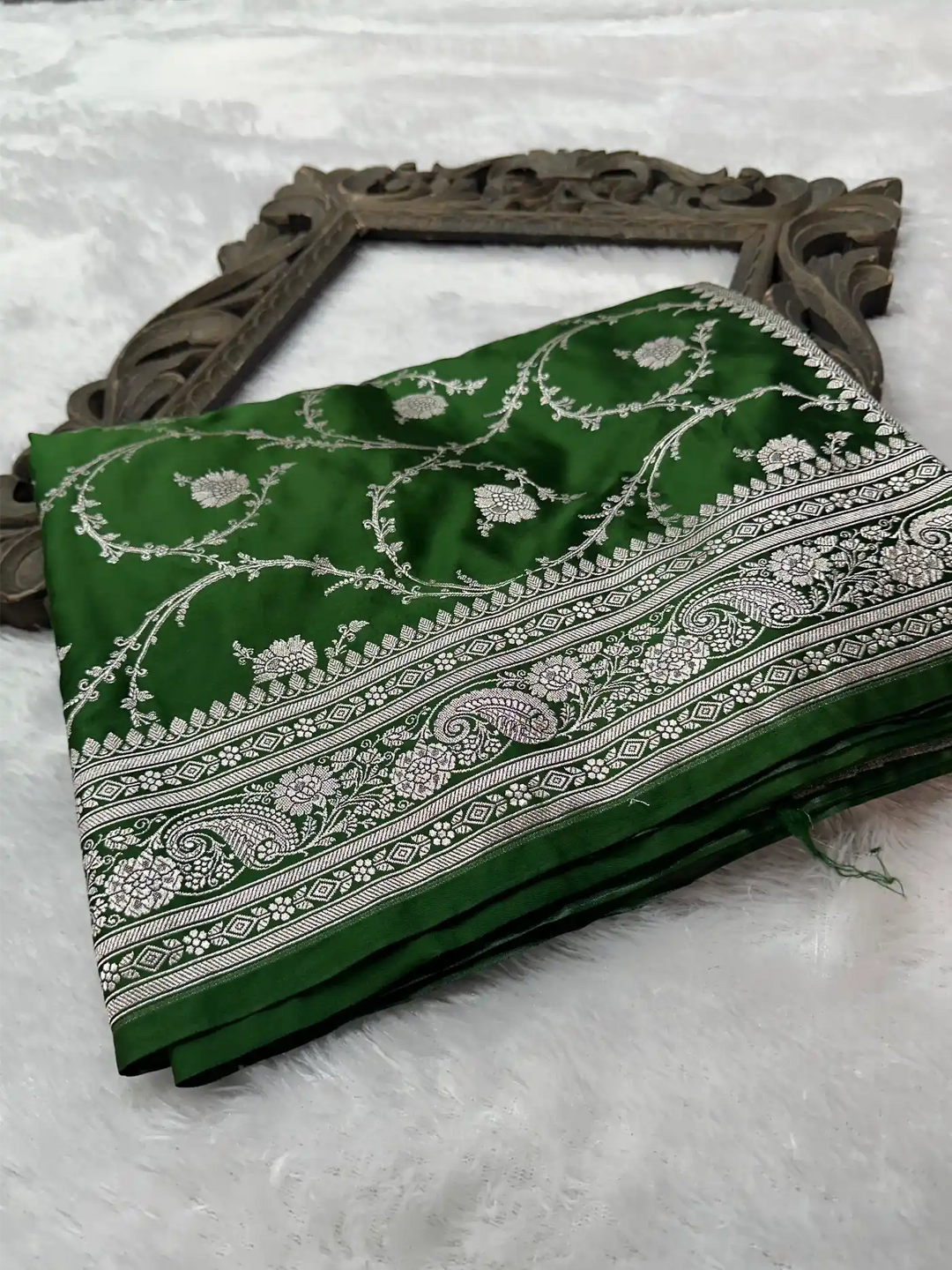 Dark Green Mashru Katan Silk Intricate Floral Weave Banarasi Saree