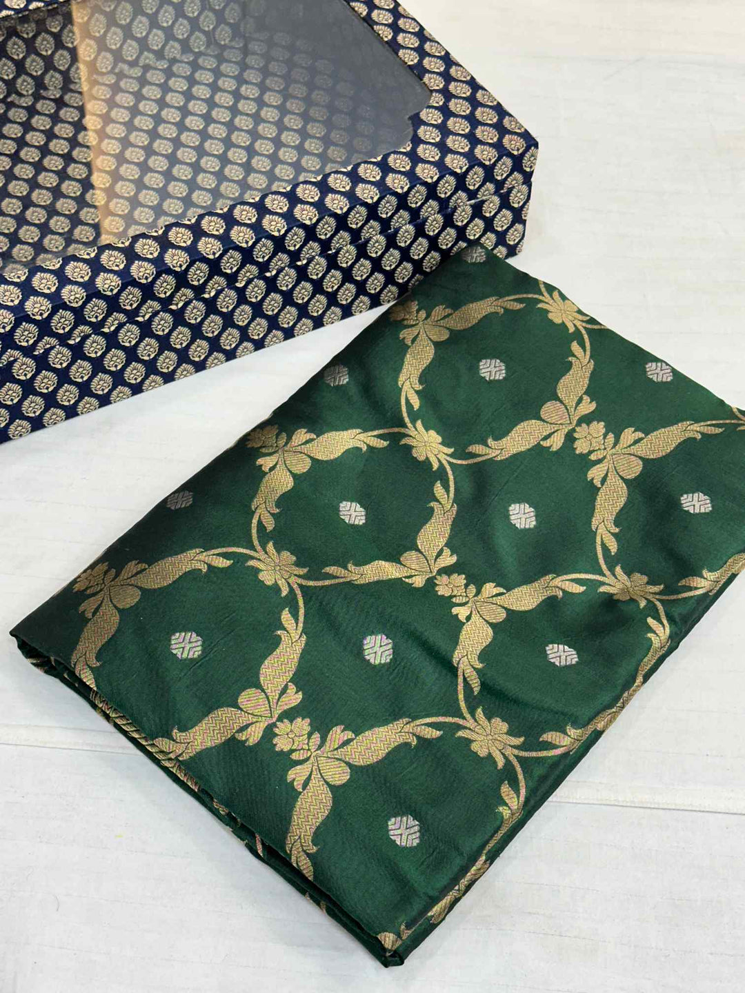  Dark Green Pure Katan Silk Jangla Weave Banarasi Saree 
