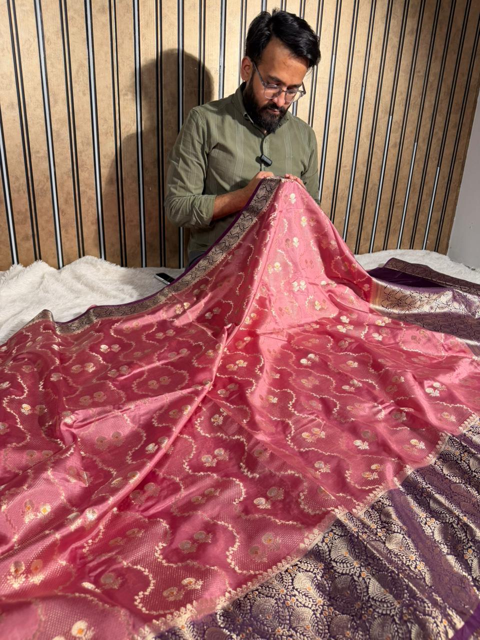 Dark Mauve Eccentric Raw Dupion Silk Banarasi Saree