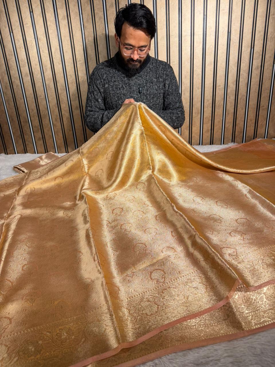 Dual Shaded Brocade Tissue Silk Embossed Banarasi Saree