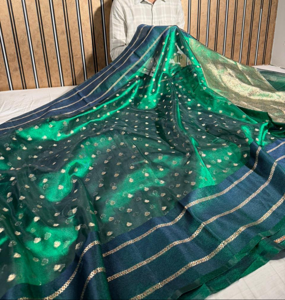 Dual Shaded Green Soft Tissue Silk Traditional Banarasi Saree 