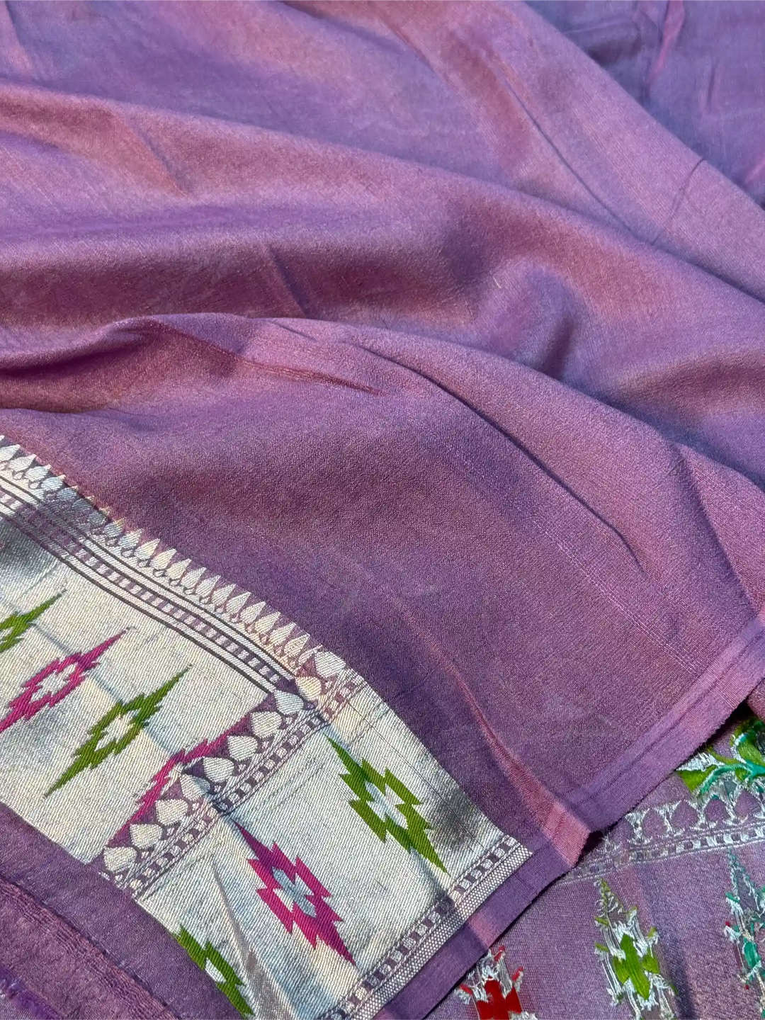 Dusty Lavender Pure Tussar Georgette Handwoven Masterpiece Banarasi Saree