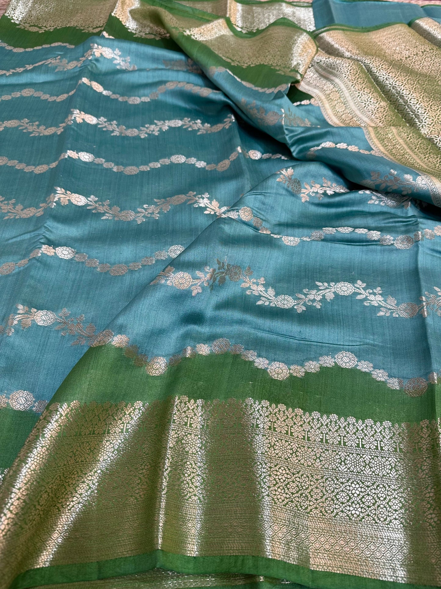 Handbrush Dyed Chiniya Silk Saree