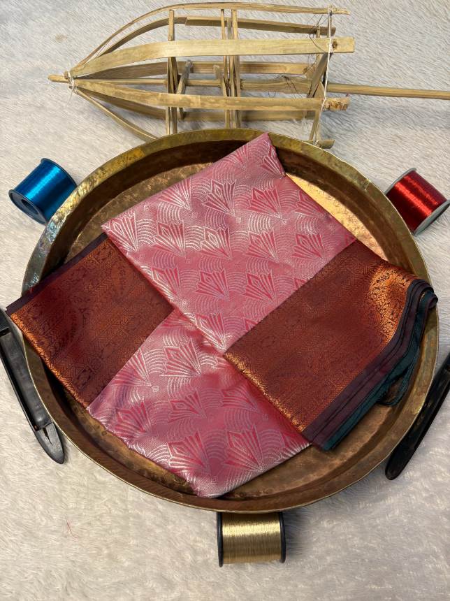Premium Contemperory Weave Softsilk Banarasi Saree