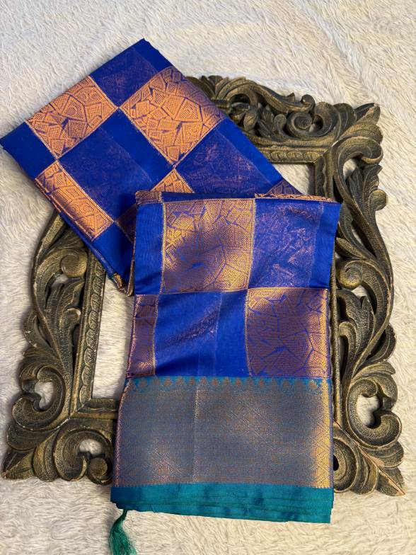 Eccentric zari weave Softsilk Banarasi Saree