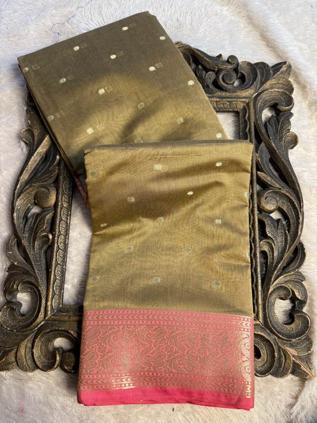 Eccentric zari weave Softsilk Banarasi Saree