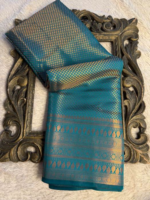 Premium Contemperory Weave Softsilk Banarasi Saree