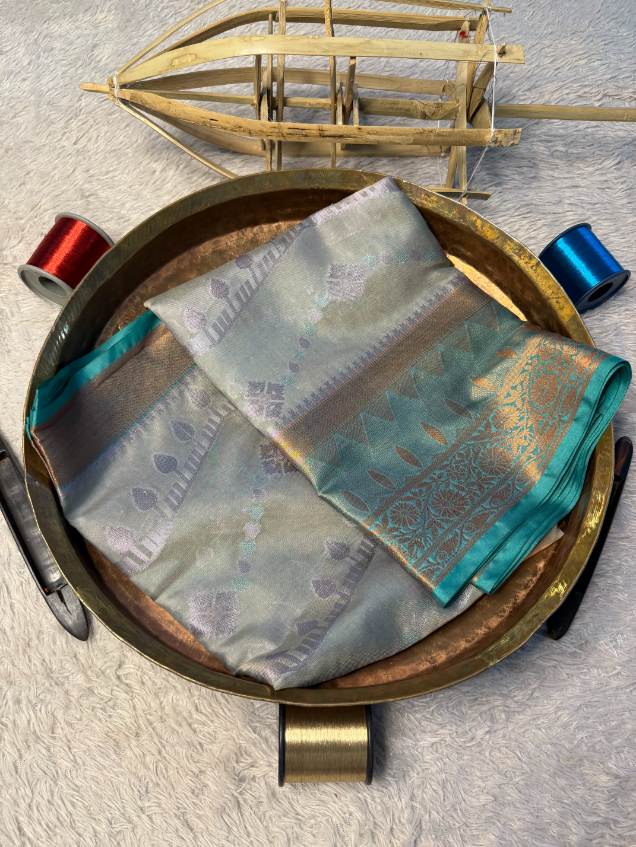Premium Contemperory Weave Softsilk Banarasi Saree