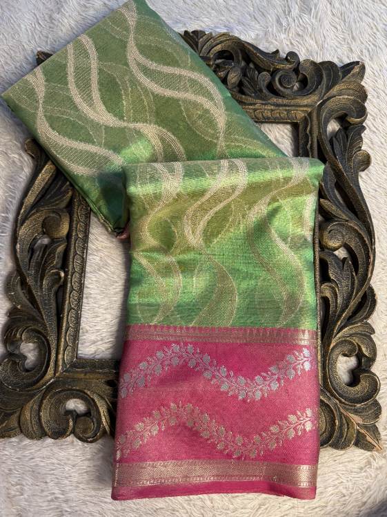 Premium Contemperory Weave Softsilk Banarasi Saree