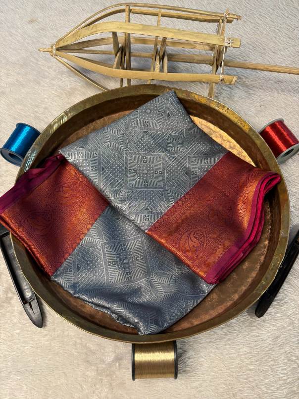 Eccentric zari weave Softsilk Banarasi Saree