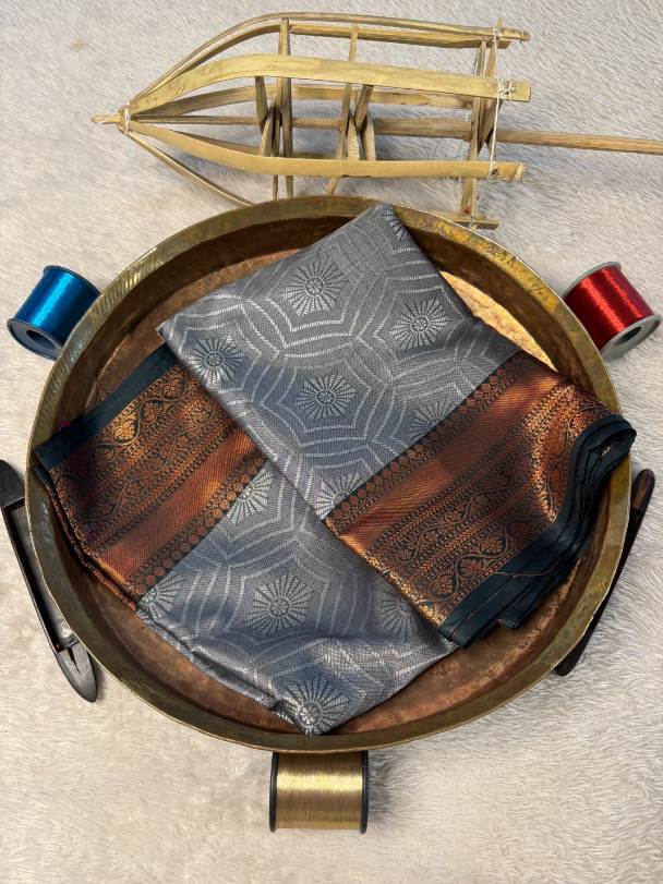 Eccentric zari weave Softsilk Banarasi Saree
