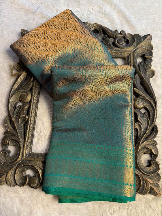 Premium Contemperory Weave Softsilk Banarasi Saree