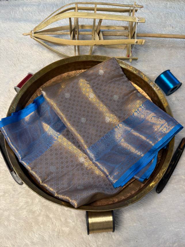 Eccentric zari weave Softsilk Banarasi Saree