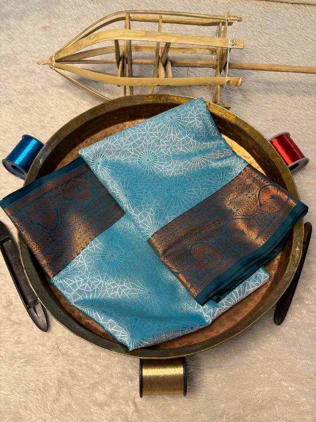 Premium Contemperory Weave Softsilk Banarasi Saree