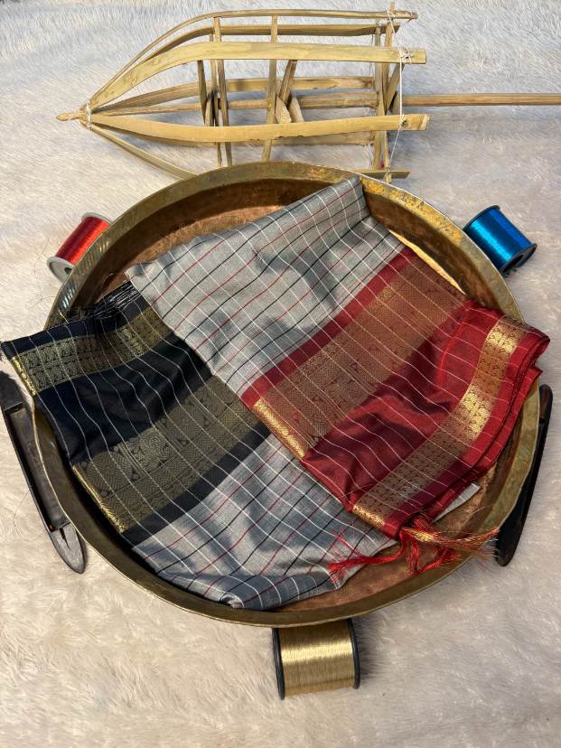 Eccentric zari weave Softsilk Banarasi Saree