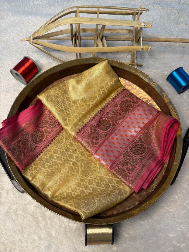 Eccentric zari weave Softsilk Banarasi Saree