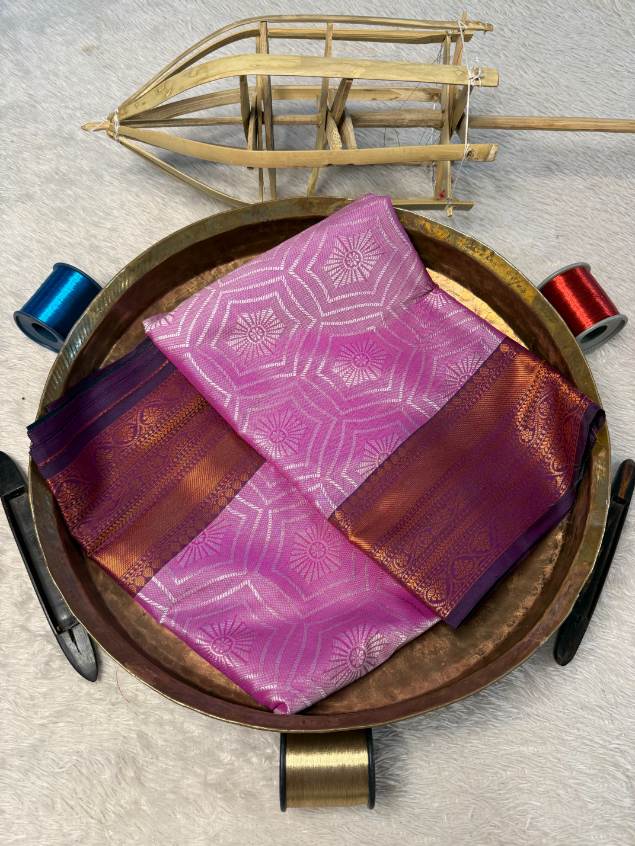 Premium Contemperory Weave Softsilk Banarasi Saree