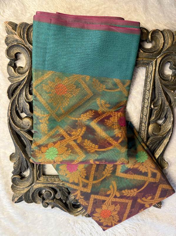 Eccentric zari weave Softsilk Banarasi Saree