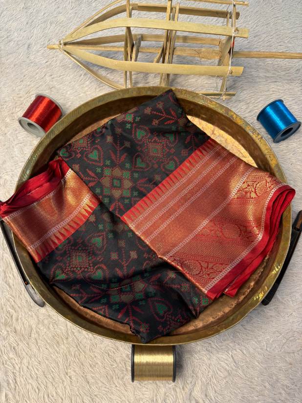 Premium Contemperory Weave Softsilk Banarasi Saree