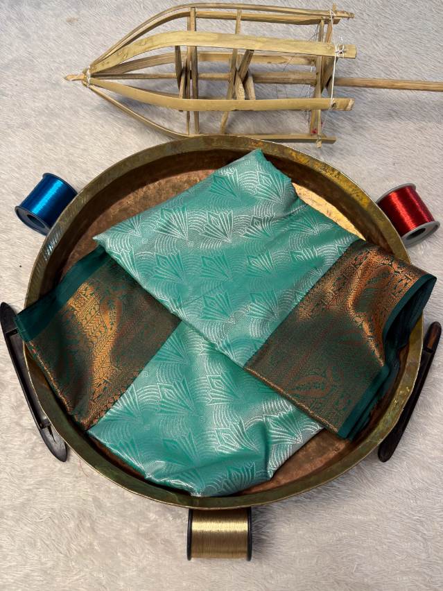 Premium Contemperory Weave Softsilk Banarasi Saree