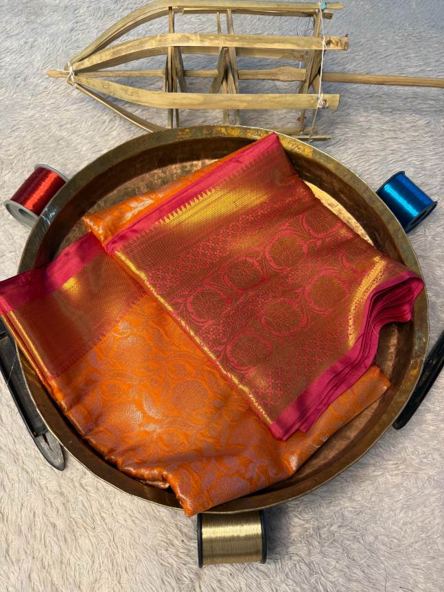 Premium Contemperory Weave Softsilk Banarasi Saree