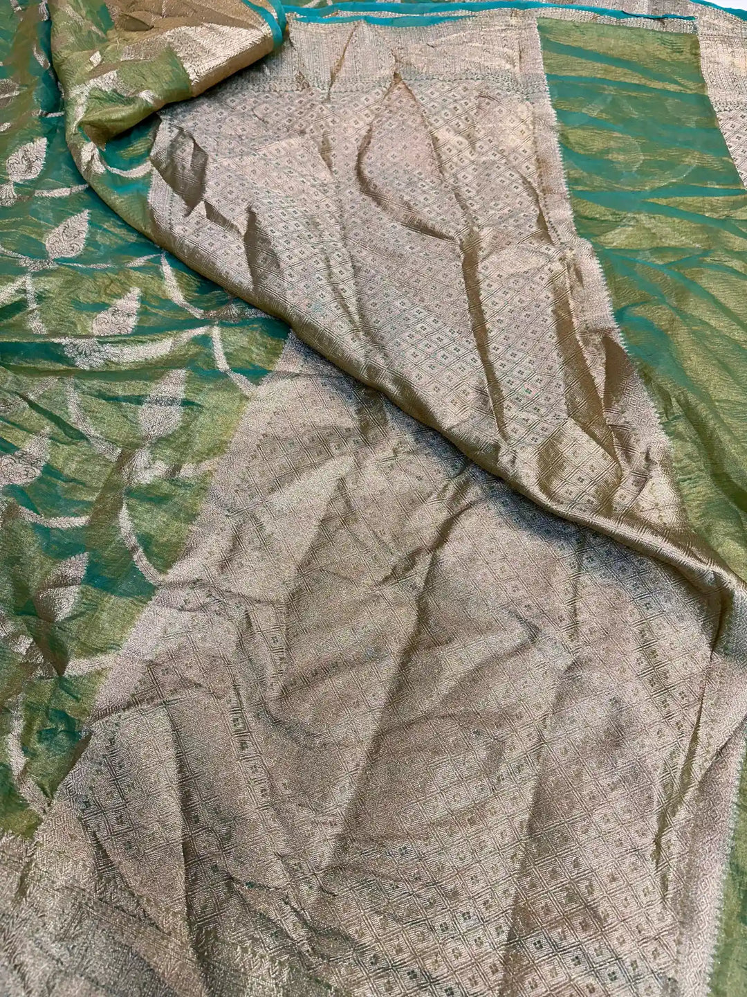 Electric Sea Green Crush Tissue Silk Scallop Banarasi Saree