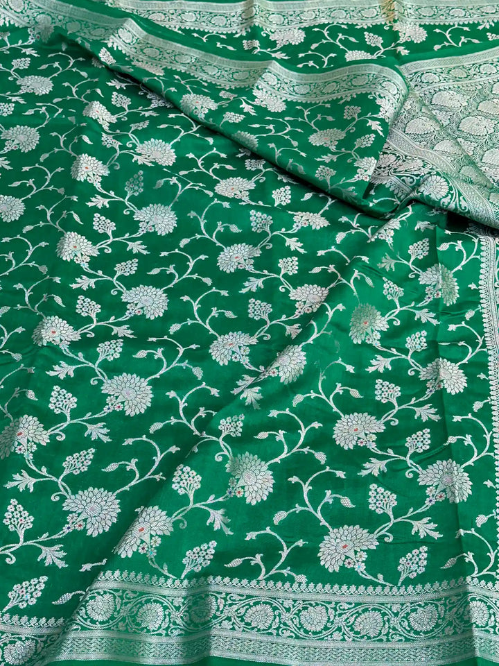 Emerald Green Intricate Meenakari Chiniya Silk Banarasi Saree